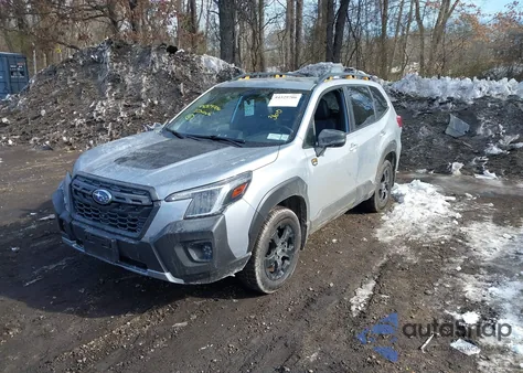 2022 Subaru Forester Wilderness z USA, uszkodzony, nr VIN JF2SKAMC6NH518685